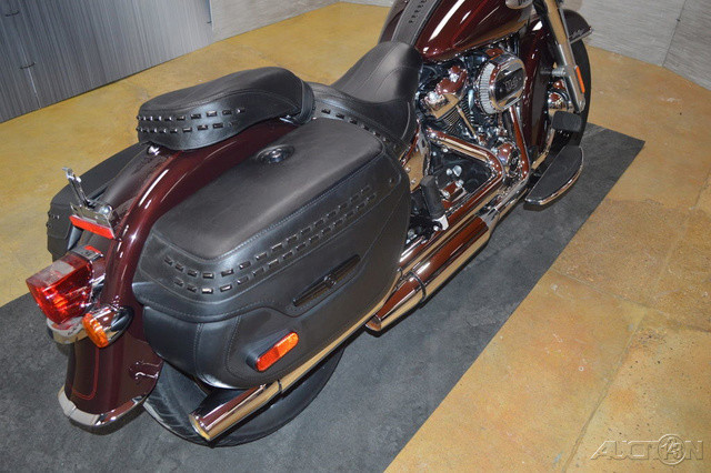 Heritage Classic 114