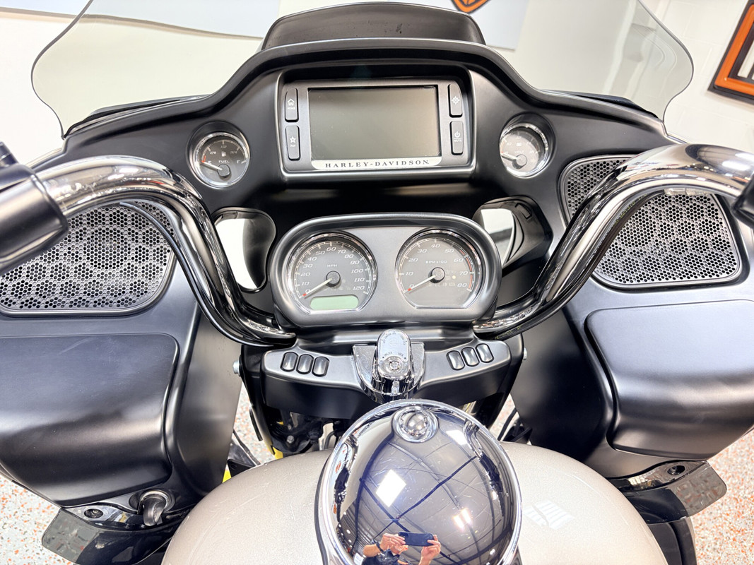 Road Glide® Ultra