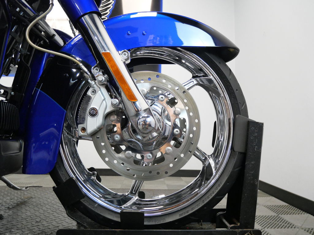 CVO® Street Glide®