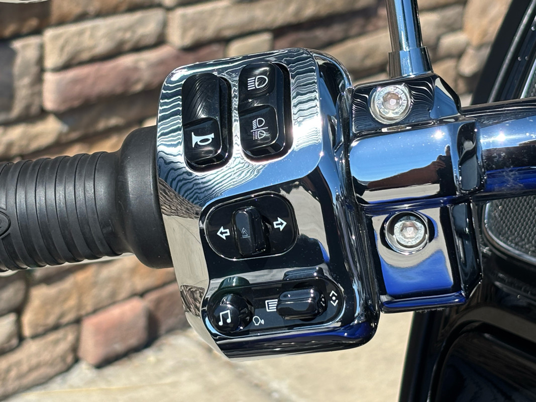 Pursuit Limited Premium Package