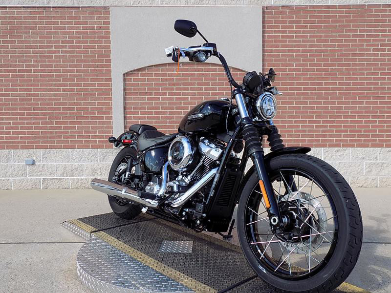 Street Bob®