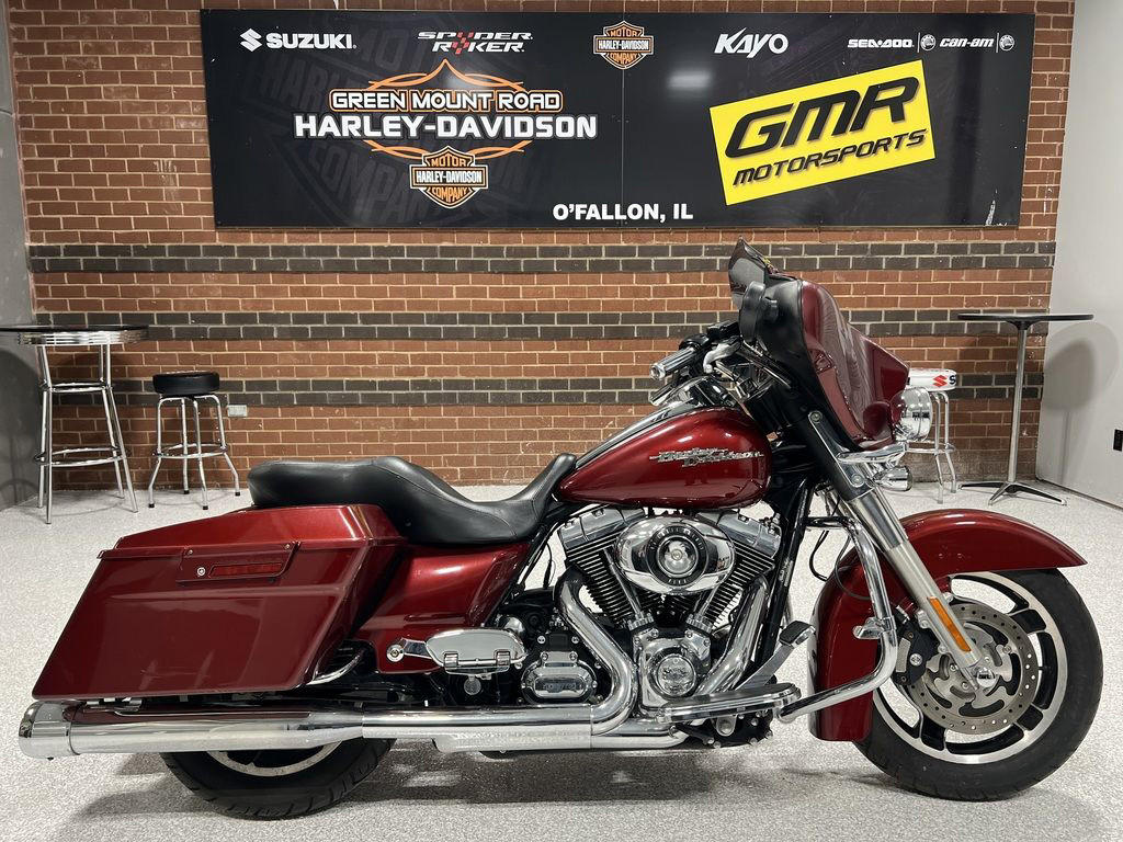 Street Glide®