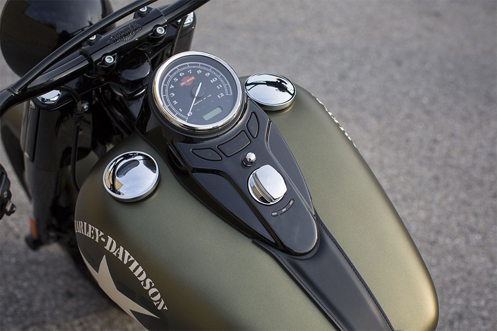 Softail® Slim® S