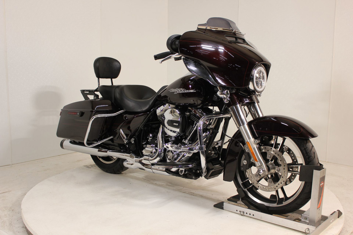 Street Glide® Special