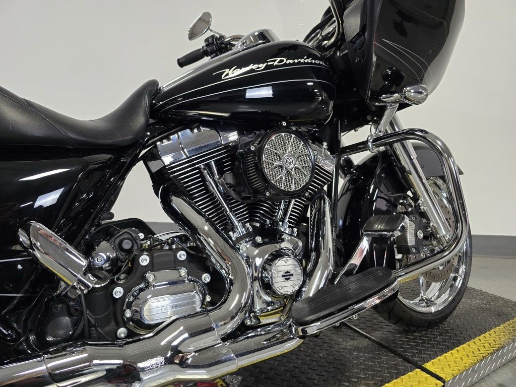 Road Glide® Custom