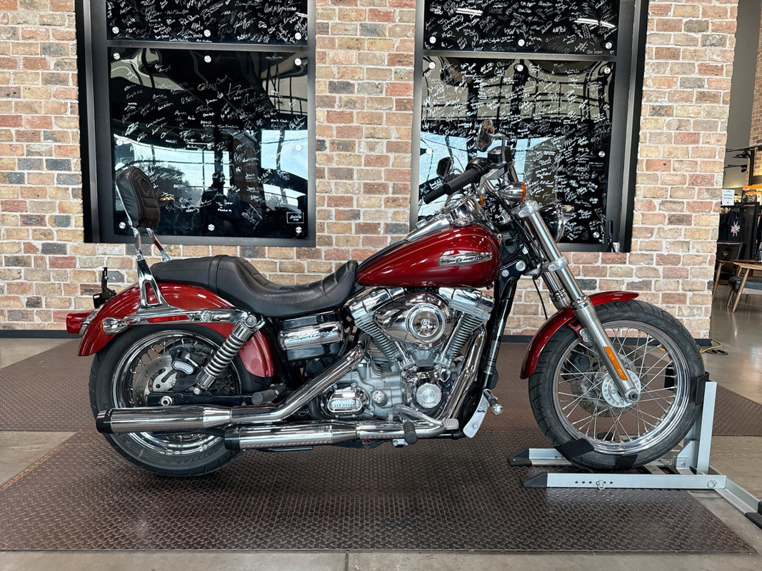 Dyna® Super Glide® Custom