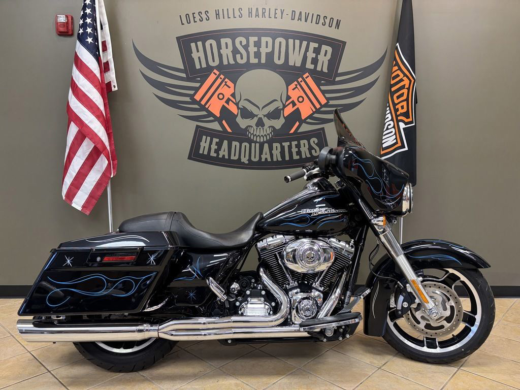 Street Glide®