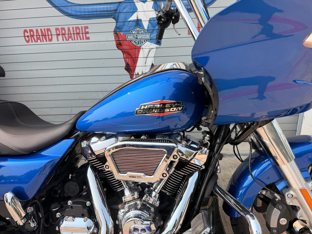 Road Glide®