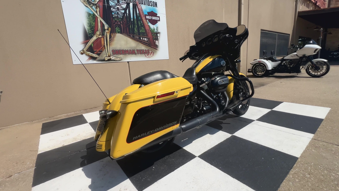 Street Glide® Special