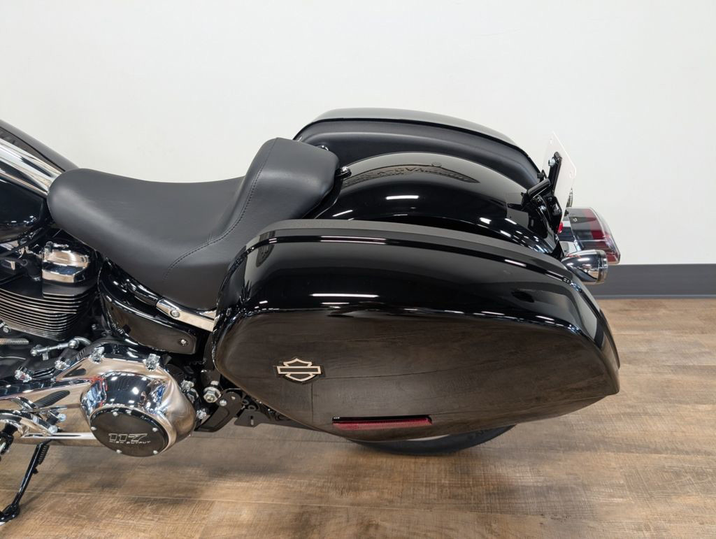 Low Rider® ST