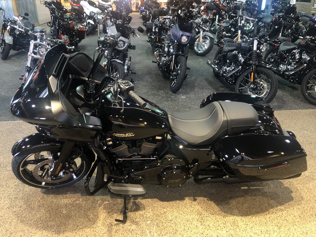 Road Glide®