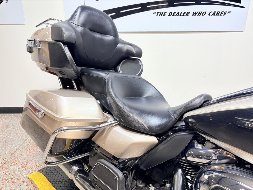 Road Glide® Ultra