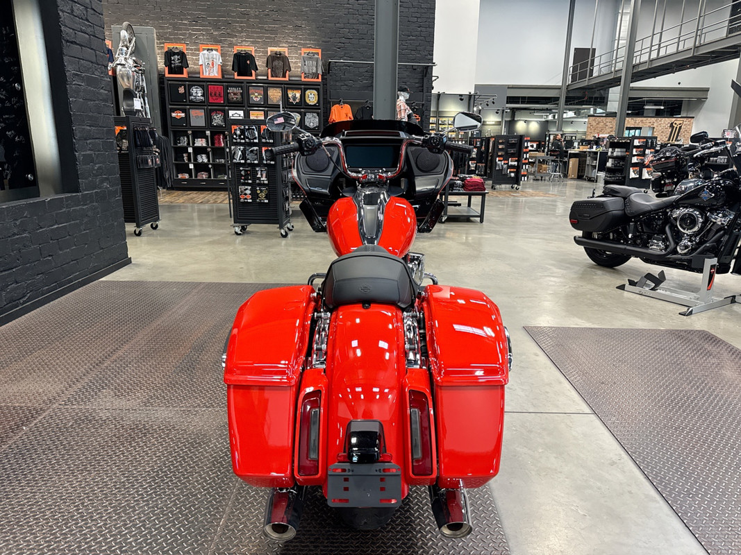 Road Glide®