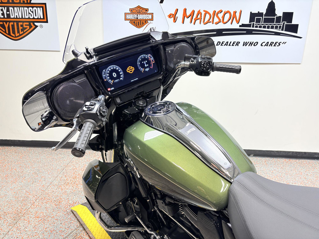 Street Glide® Limited