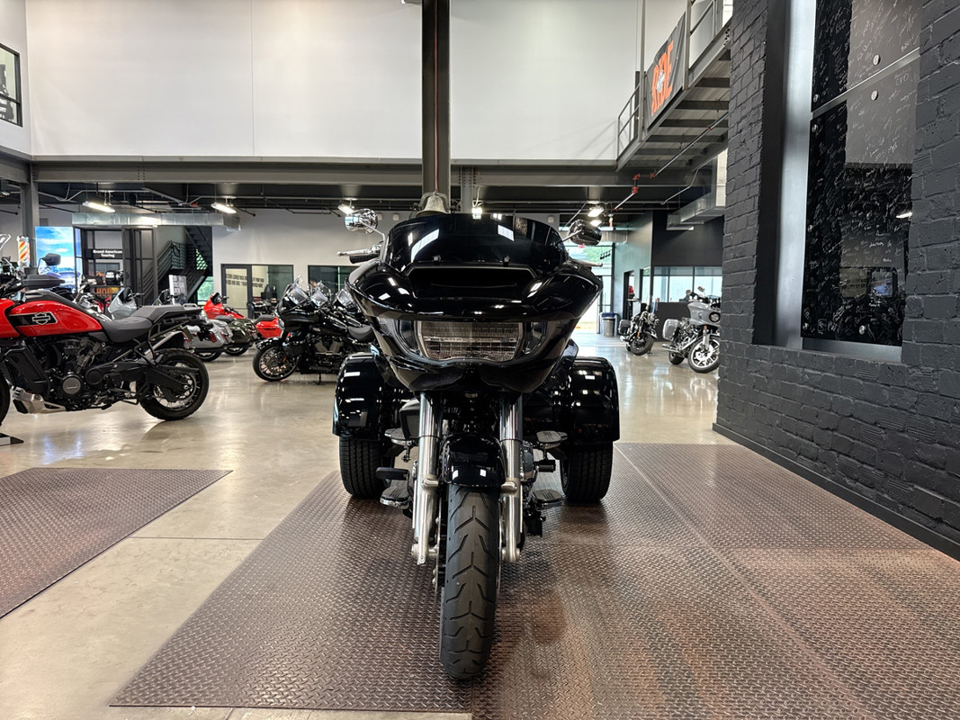 Road Glide® 3