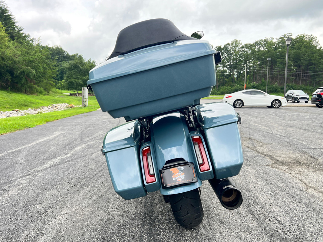 Road Glide®