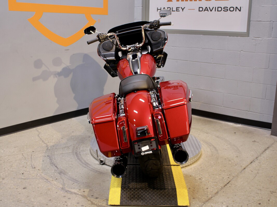 Road Glide®