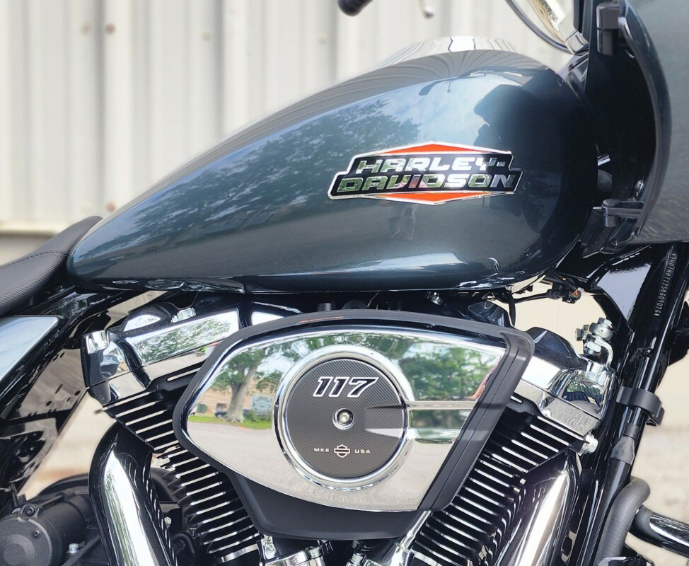 Road Glide®