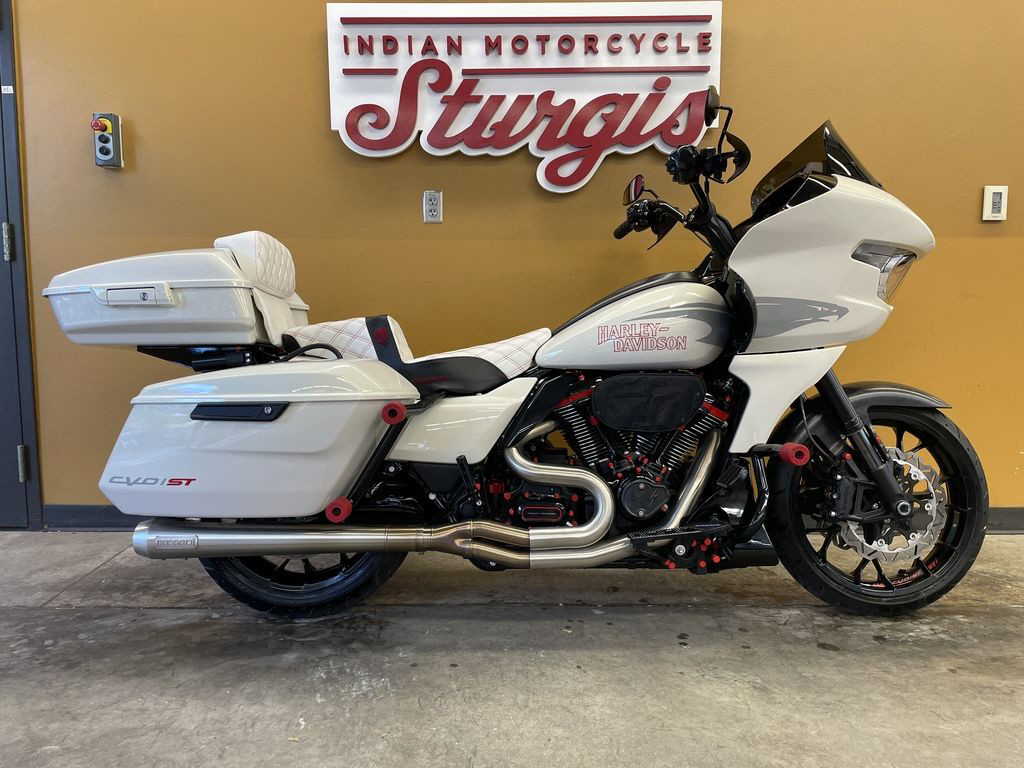 CVO® Road Glide® ST