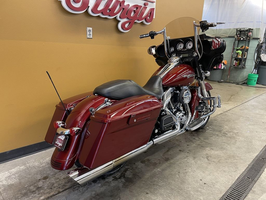 Street Glide®