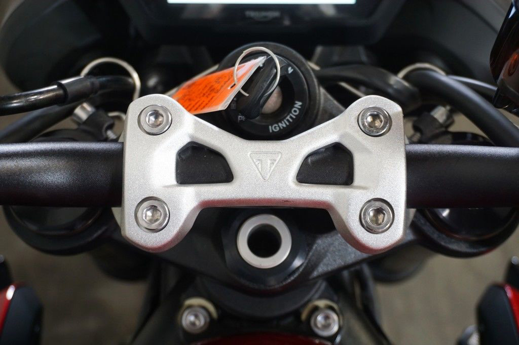 Street Triple RS