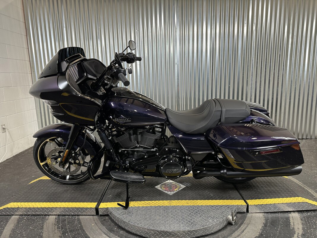 Road Glide®