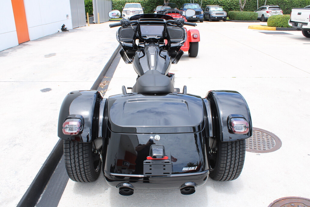 Road Glide® 3