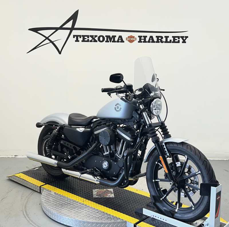 Iron 883®