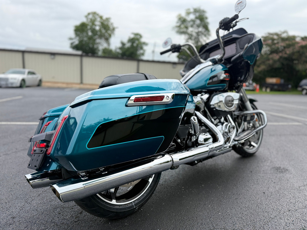 Road Glide®