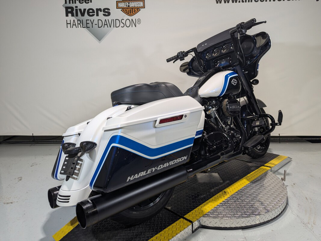 Street Glide® Special