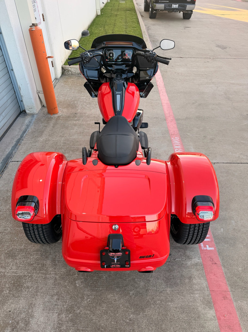 Road Glide® 3