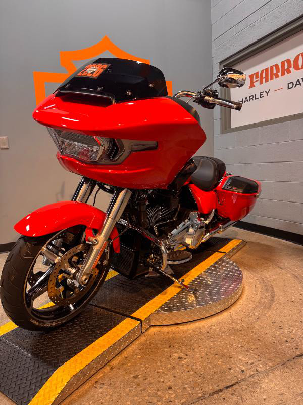 Road Glide®