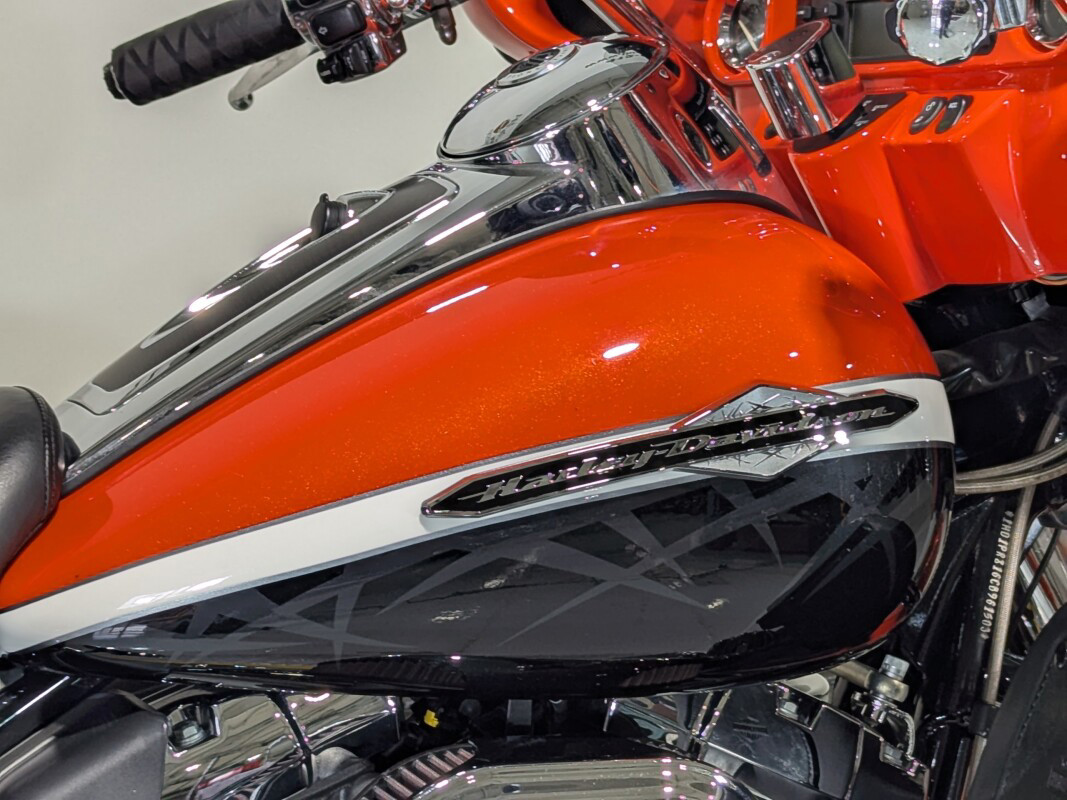 CVO® Ultra Classic® Electra Glide®