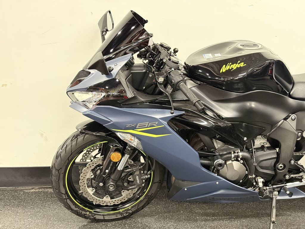 Ninja ZX-6R