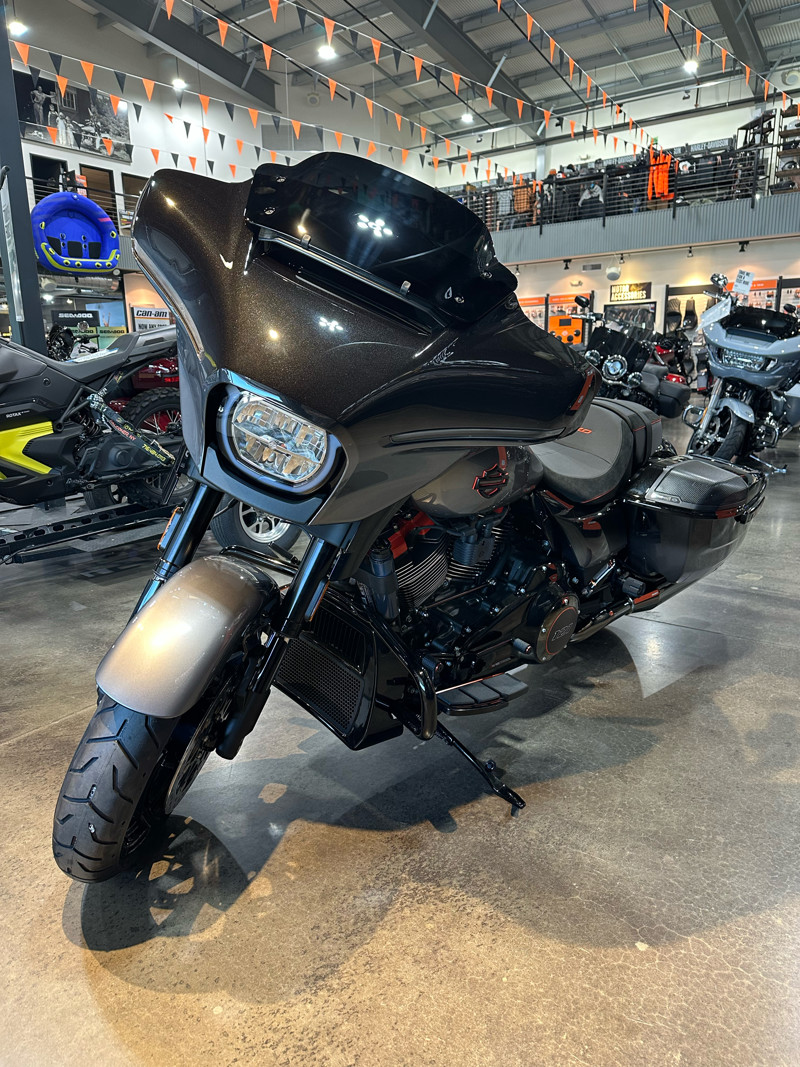 CVO® Street Glide®