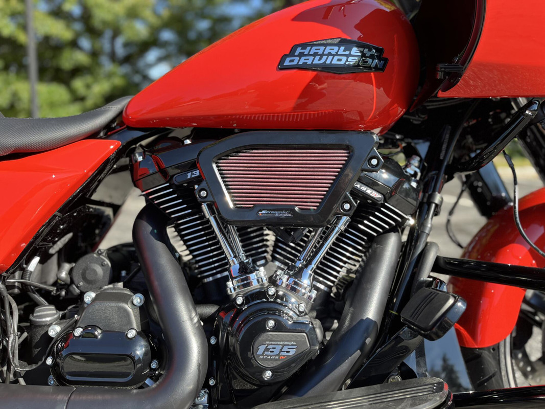 Road Glide®