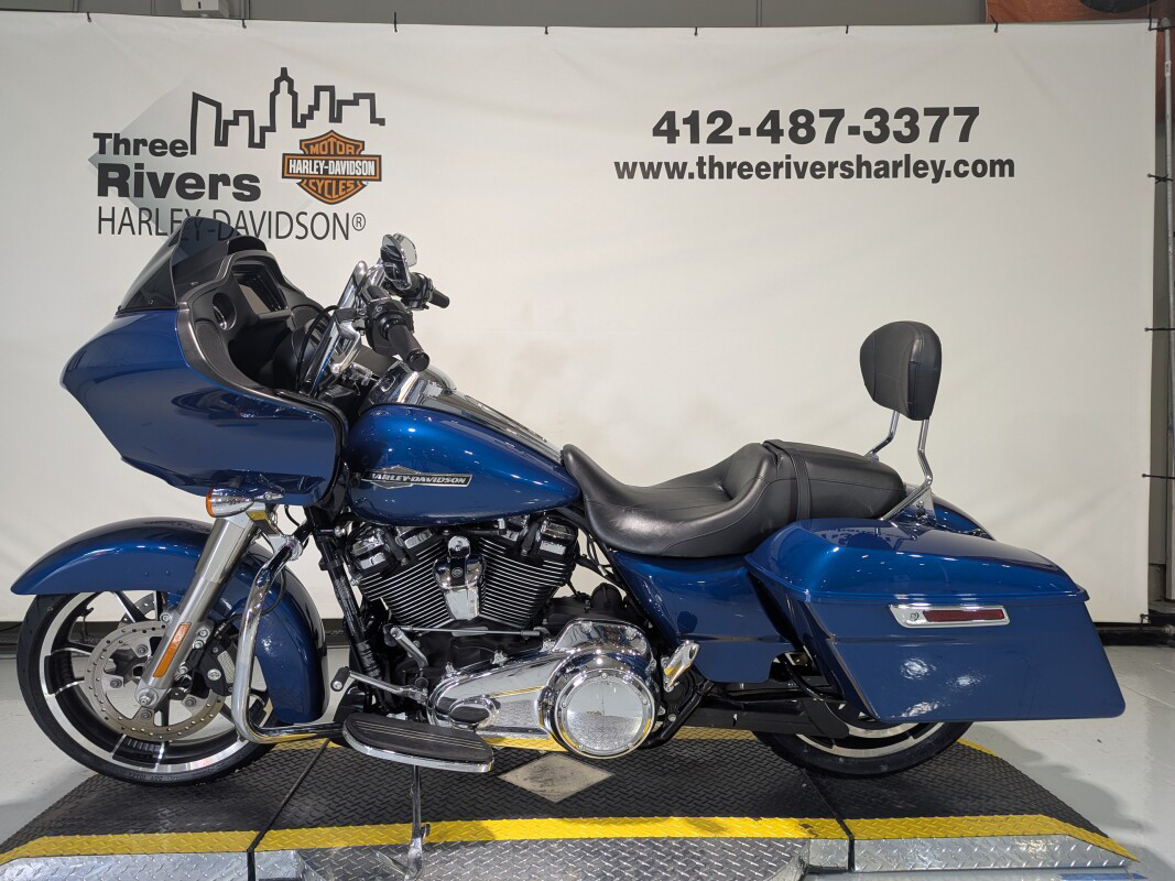 Road Glide®