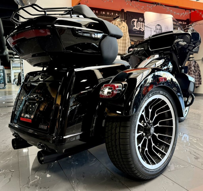 Street Glide® 3 Limited