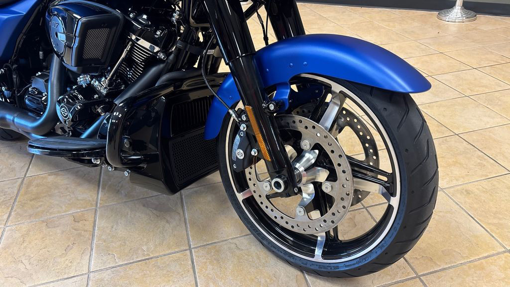 Road Glide®