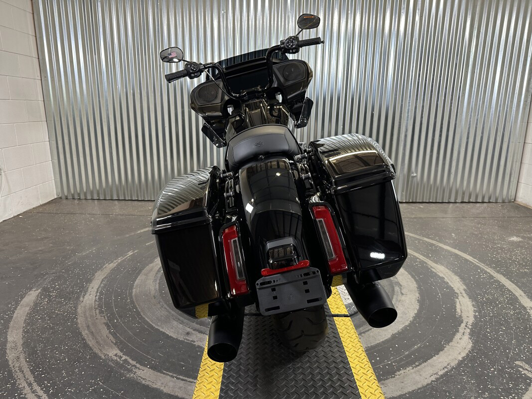 Road Glide®