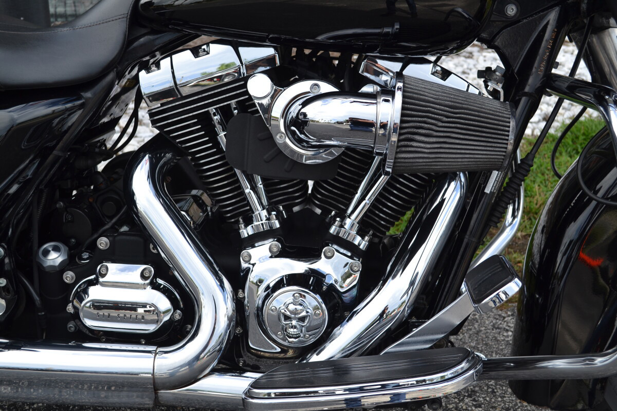 Street Glide®