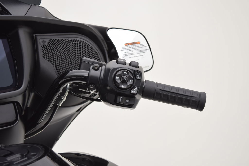 Street Glide®