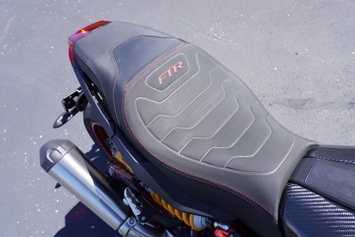 FTR R Carbon