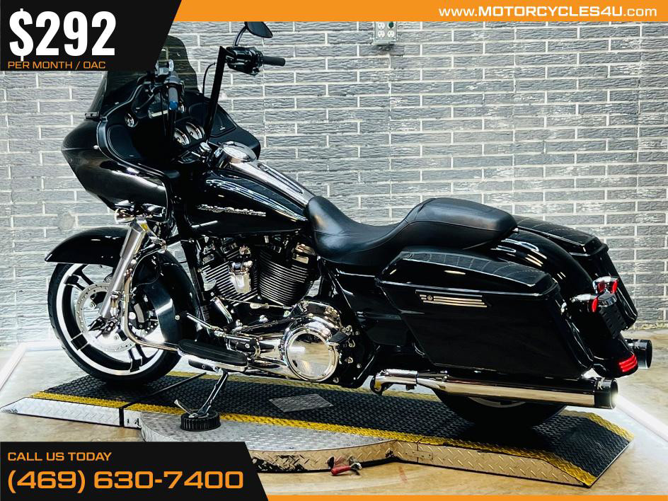 Road Glide®