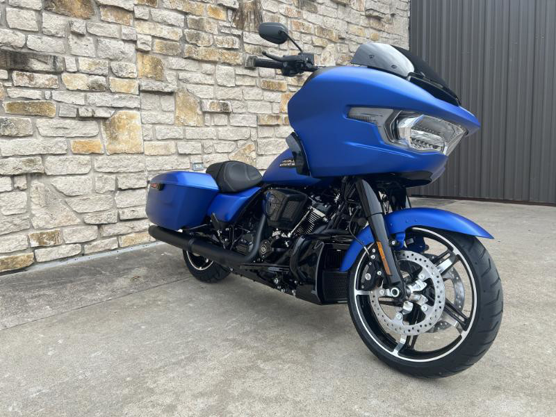 Road Glide®