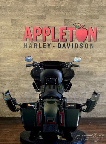 Road Glide®