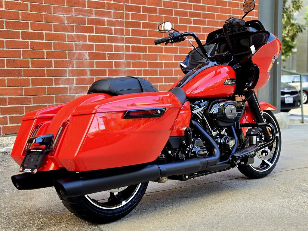 Road Glide®