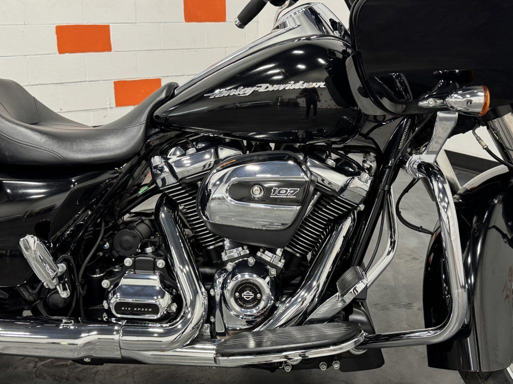 Road Glide®