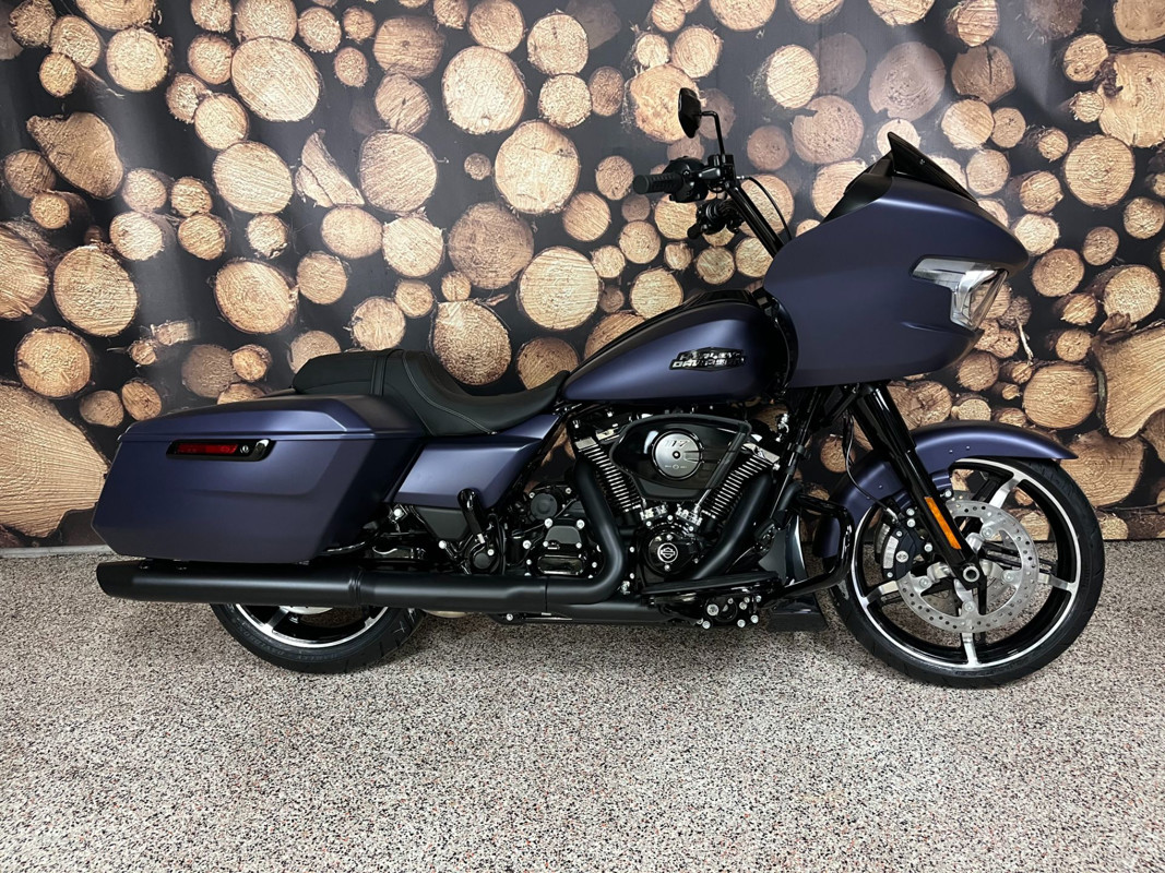 Road Glide®