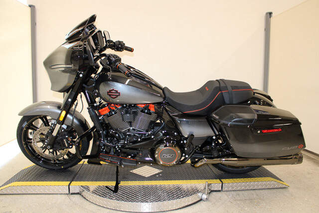CVO® Street Glide®